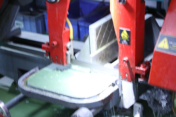 深圳半自動點膠機廠家業務