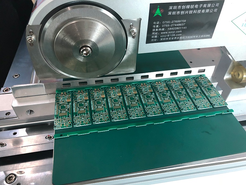 手推式分板機(jī)切PC板