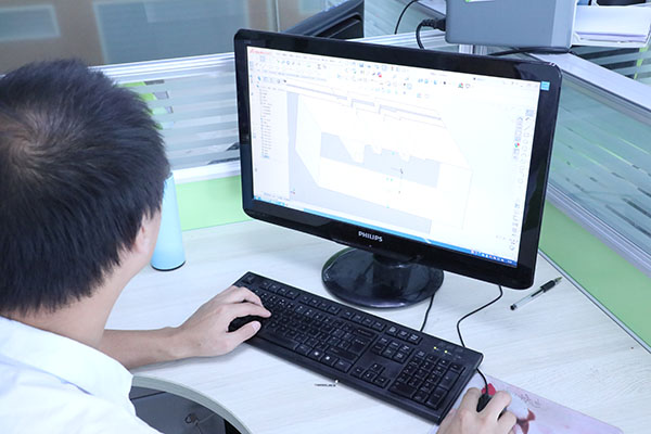 全自動(dòng)點(diǎn)膠機(jī)廠家